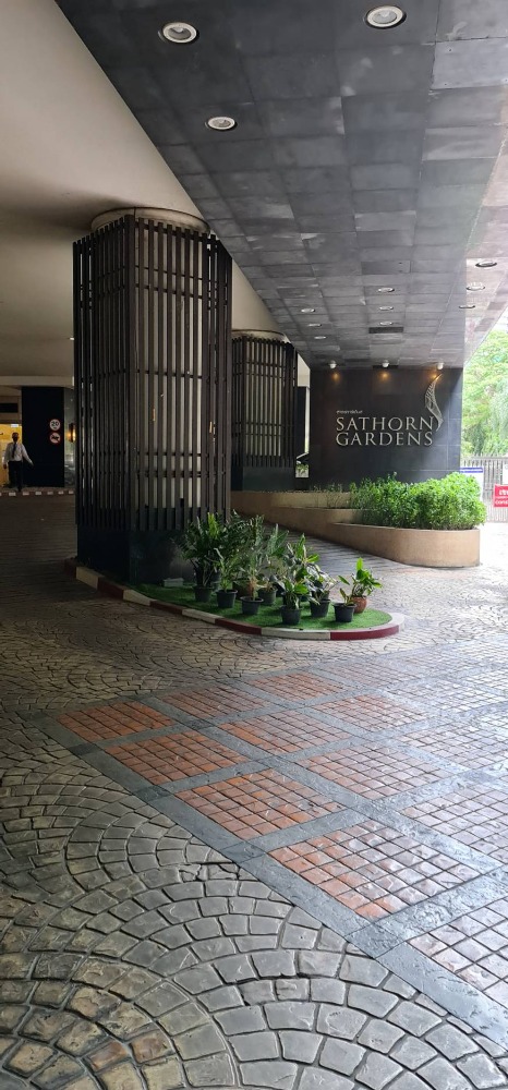 *** Urgent Sale Sathorn Gardens Condo *** – รูปที่ 3