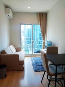 1 Bed Homey Style High Fl 15+ Good Location Next to MRT Thailand Cultural Centre 80 m. at Noble Revolve Ratchada 2 Condo / For Sale