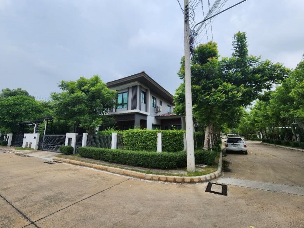 Reduced price...Single house for sale, corner plot, Saransiri Village, Tiwanon, Chaengwattana 2