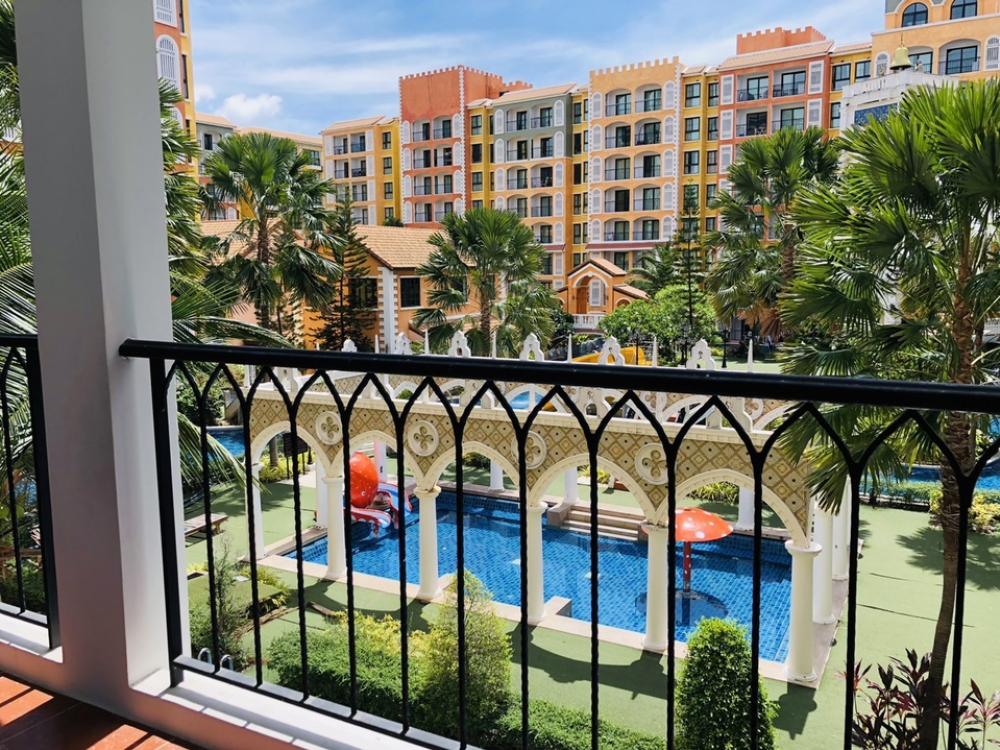 Venetian Signature Condo Resort Pattaya