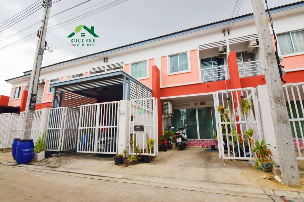 ขายทาวน์เฮ้าส์ ม.กิตตินคร-มังกรทาวน์ สภาพใหม่พร้อมอยู่ หน้าบ้านไม่ติดใคร เงียบสงบเป็นส่วนตัว ใกล้แหล่งงานและสิ่งอำนวยความสะดวกครบครัน ขายทาวน์เฮ้าส์ ม.กิตตินคร-มังกรทาวน์ สภาพใหม่พร้อมอยู่ หน้าบ้านไม่ติดใคร เงียบสงบเป็นส่วนตัว ใกล้แหล่งงานและสิ่งอำนวยความสะดวกครบครัน