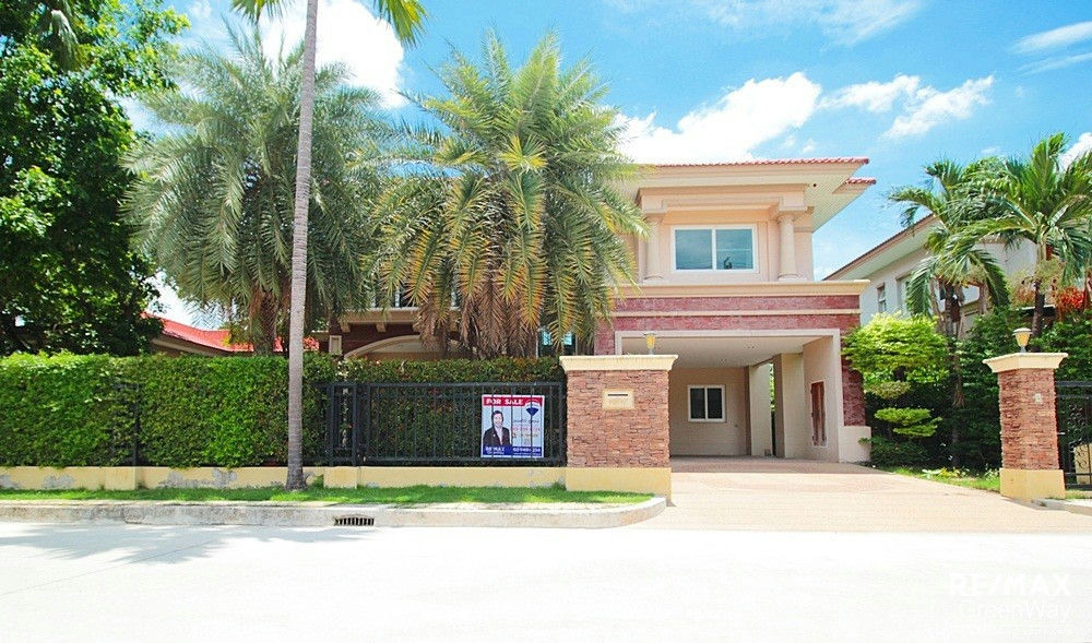 Single house for sale, Laddarom Elegance, Wongwaen-Sathorn, main road, big house, good house, ready to move in, 168 square meters