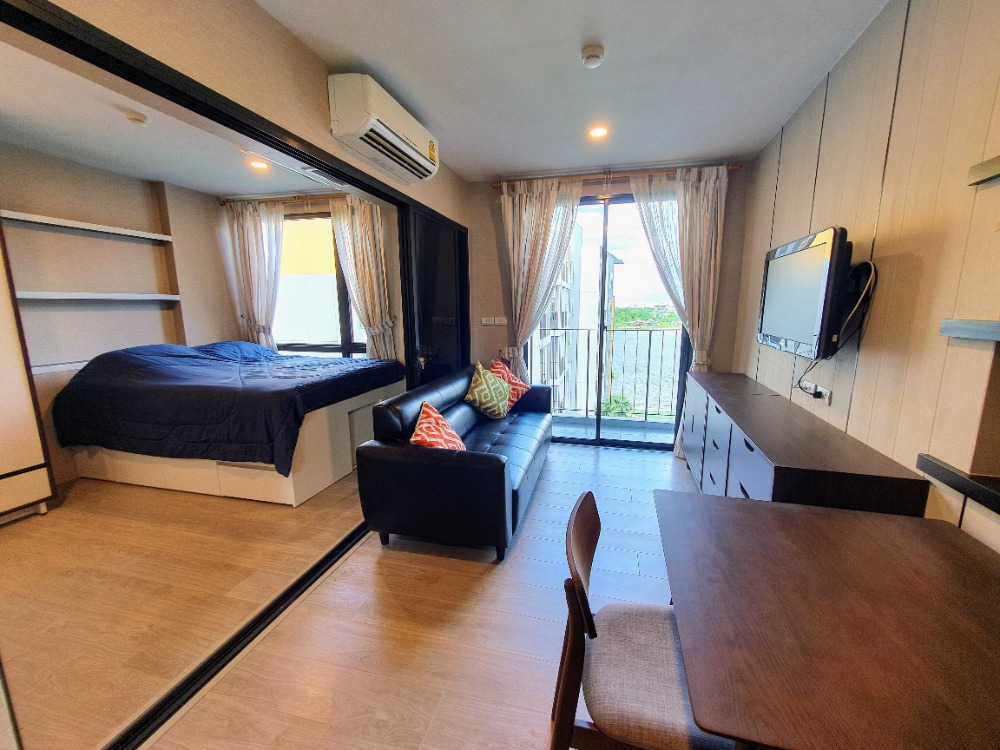 ** Excusive Listing ** Metrolux Riverfront, condo overlooking the Chao Phraya River, ready to move in ** Excusive Listing ** Metrolux Riverfront, condo overlooking the Chao Phraya River, ready to move in