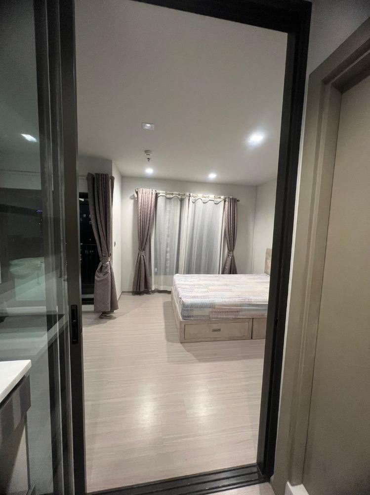 Beautiful room for sale, Life Asoke-Rama 9 Condo, near *MRT Rama 9*