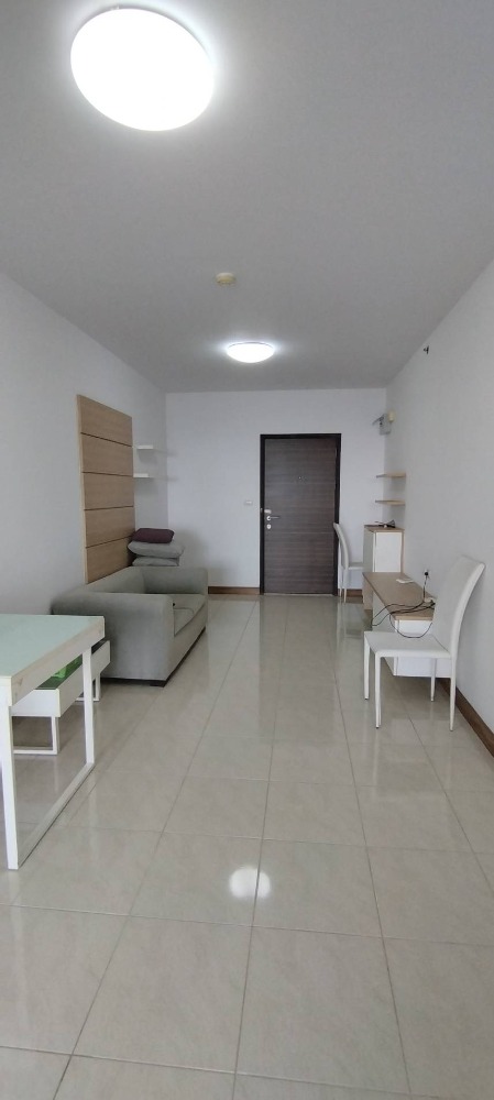Condo for sale, Supalai Park Ekkamai-Thonglor, total area 54.30 sq m., 38th floor. Condo for sale, Supalai Park Ekkamai-Thonglor, total area 54.30 sq m., 38th floor.
