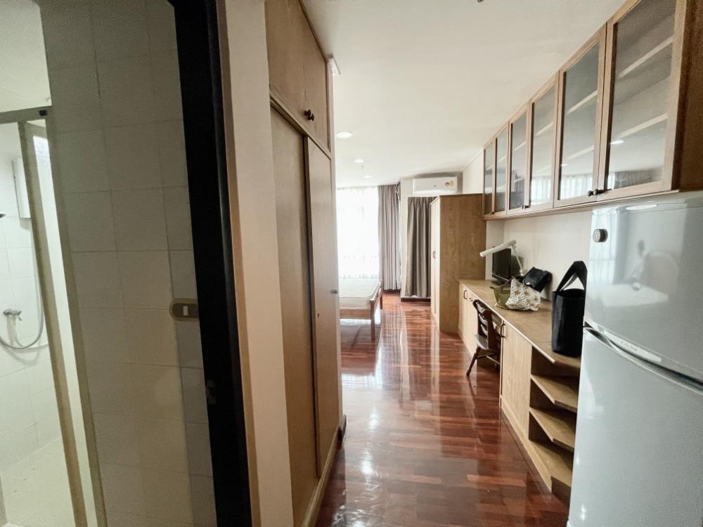 For rent, Phayathai Place Condo, 30 sq m. Studio, very beautiful room, fully furnished, ready to move in. For rent, Phayathai Place Condo, 30 sq m. Studio, very beautiful room, fully furnished, ready to move in.