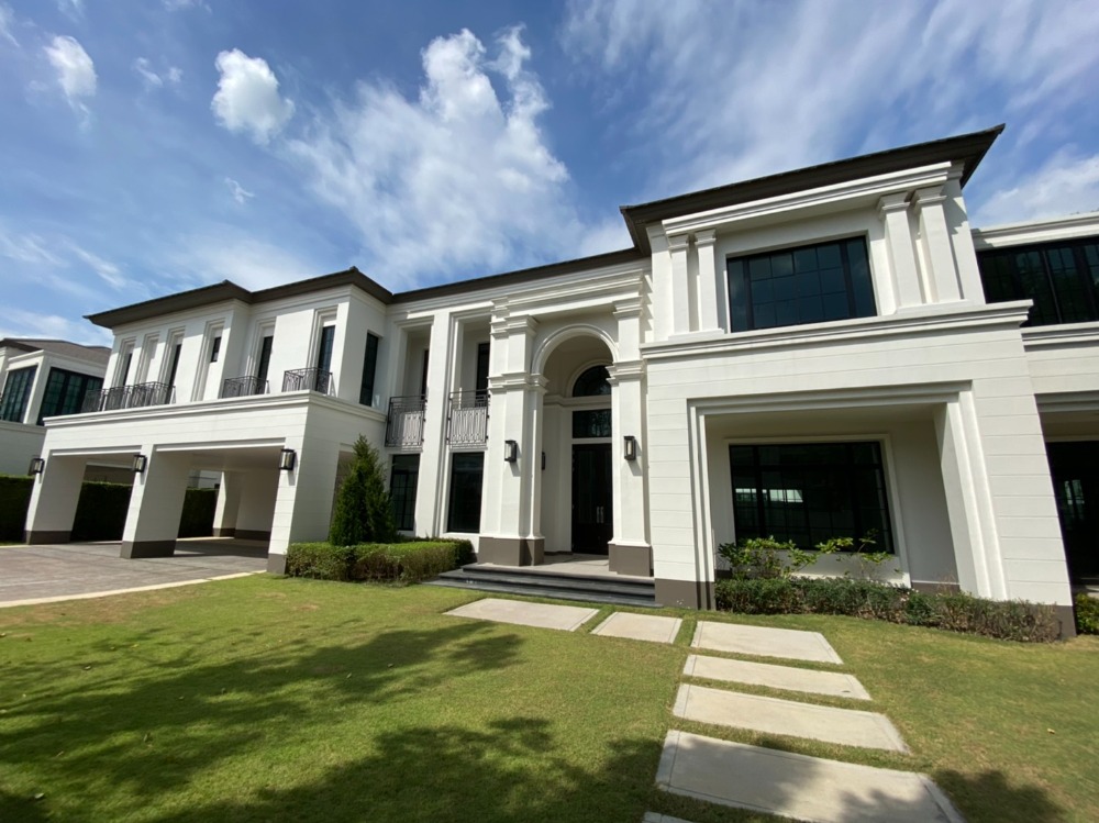 🔥 Baan Sansiri Pattanakarn, Type Sansiri 5: 4 Bedrooms 5 Bathroom Usable Area 548 SQM 181.2 SQW 🔥 ONLY THB 159,990,000! Best Available price for this Size