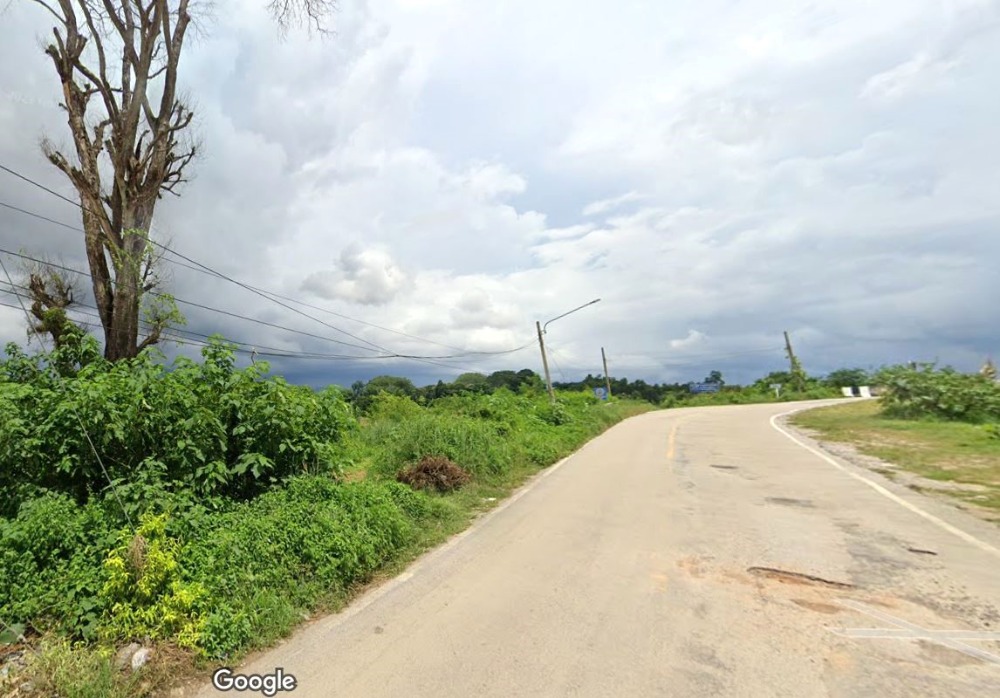 ที่ติดแม่น้ำ เลย ทำเลดี ติดแม่น้ำเลย เหมาะทำเป็นรีสอร์ท ร้านอาหาร คาเฟ่ บรรยากาศดีมาก 11.5ไร่