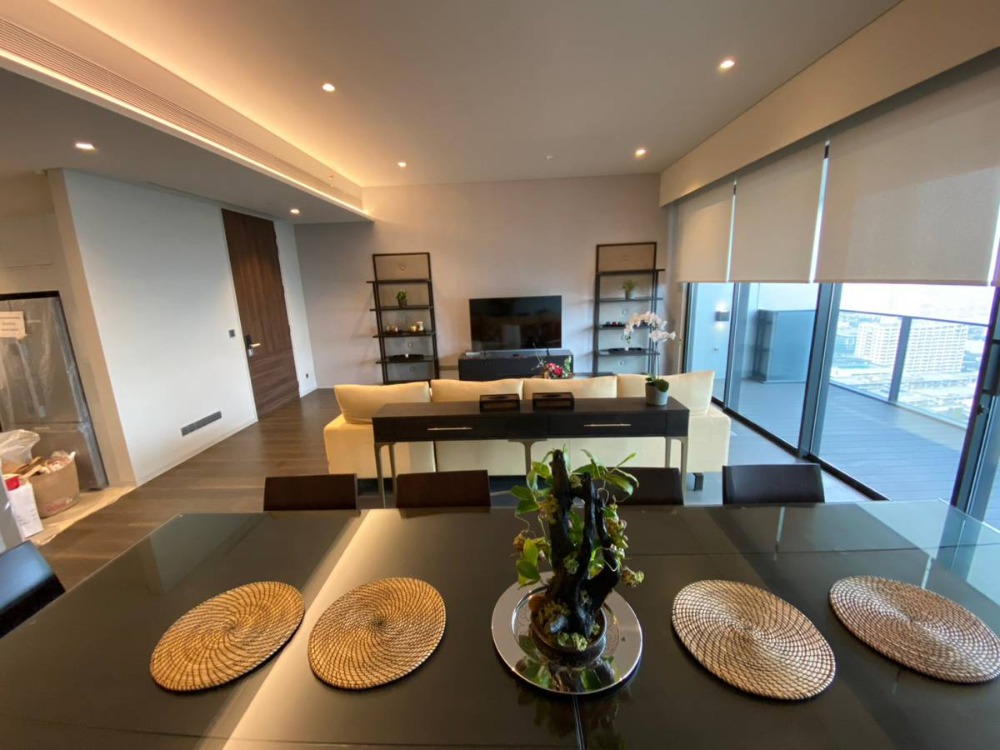 200sqm Elegant, Luxury 3 bedrooms for rent at Tela Thonglor