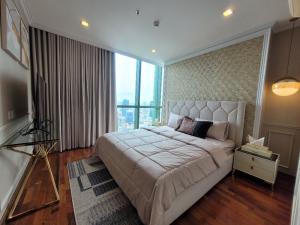 93sqm Brand New, Luxury 3 bedrooms for sale at Wish Signature Midtown Siam
