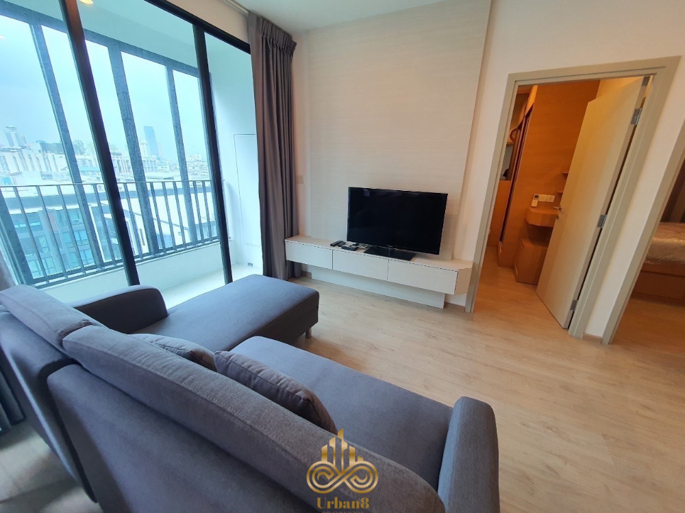 2 bedrooms, Chula students occupy almost the entire building. ★MRT Sam Yan ★ Sam Yan Mitrtown 50 sq m, 7th floor (Two bedroom) Ideo Q Chula - Sam Yan, also for sale.
