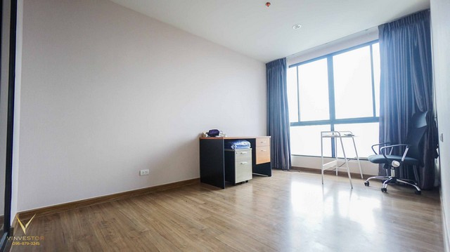 ขายถูก คอนโด The Tree Interchange 63 ตรม 2 นอน ชั้น 22 ห้องใหม่ ไม่เคยเข้าอยู่ – รูปที่ 4