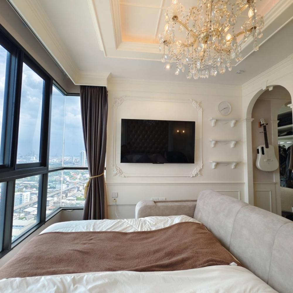 🔥For Rent Now🔥 The Tree Rio Bang O Station. Spacious room with unobstructed view. Fully furnished and ready to move in. Next to MRT Bang O station.