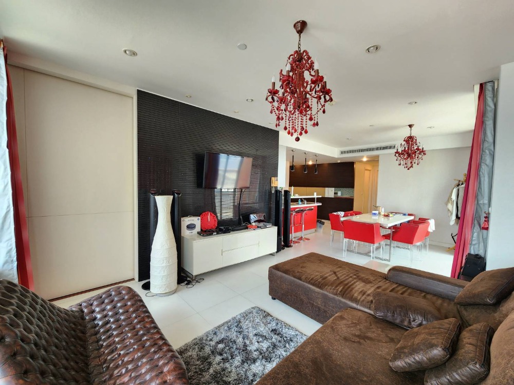 Penthouse 19 MB - (3 Bed 130 Sqm) Pet Friendly for SELL @BTS Chidlom