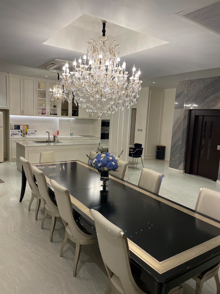 #HouseForRent 房屋出租 เช่าบ้านหรู 3 ชั้น VANA Residence ติดถนนใหญ่ บนถนนกรุงเทพกรีฑาตัดใหม่ ติด โรงเรียน Brighton College Bangkok มีลิฟต์ส่วนตัว #HouseForRent 房屋出租 เช่าบ้านหรู 3 ชั้น VANA Residence ติดถนนใหญ่ บนถนนกรุงเทพกรีฑาตัดใหม่ ติด โรงเรียน Brighton College Bangkok มีลิฟต์ส่วนตัว