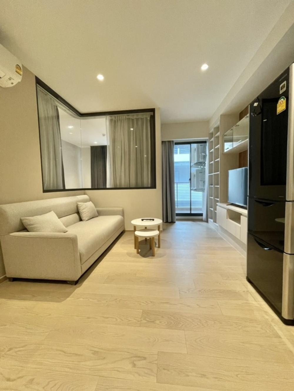 For rent Condo Runesu thonglor For rent Condo Runesu thonglor