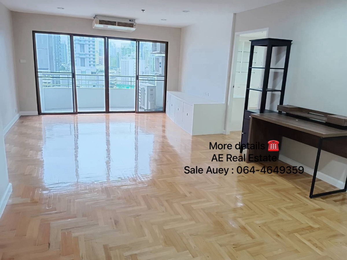 Condo for SELL (13 MB) Negotiable @BTS Thonglor (3 Bed 128 Sqm) Nice View Condo for SELL (13 MB) Negotiable @BTS Thonglor (3 Bed 128 Sqm) Nice View