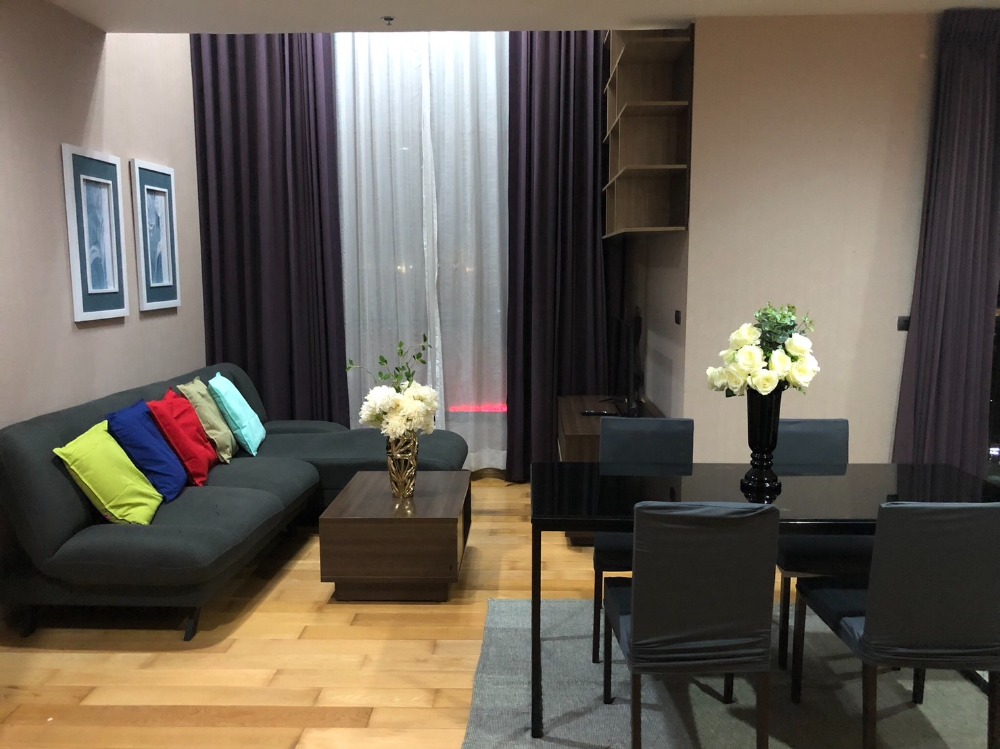 Condo Fuse Sathorn-Taksin, fully furnished, duplex 70 square meters.