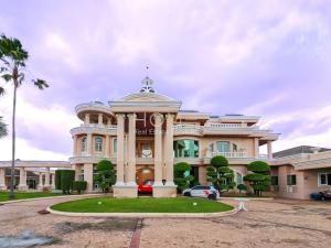 บ้านเดี่ยว บ้านกฤษดานคร 25 / 7 ห้องนอน (ขาย), Baan Krisadanakon 25 / Detached House 7 Bedrooms (FOR SALE) TAN456
