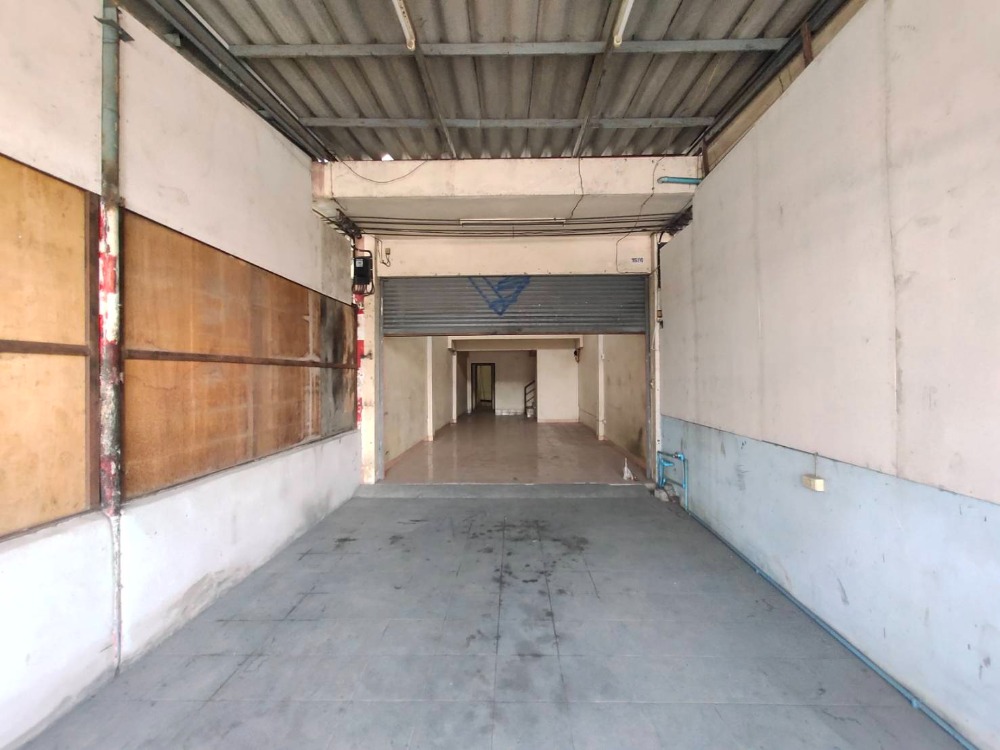 Cheap sale, commercial building, Khlong 3, Rangsit, next to the road, 20 sq.w., 3 and a half floors, with a rooftop next to the Khu Khot-Klong Luang public road, Khlong Sam, Khlong Luang, Rangsit location – รูปที่ 2