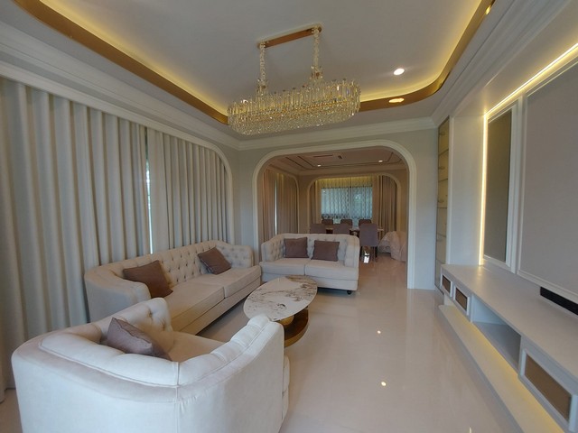 ขายบ้านเดี่ยว บ้านหรู ยังไม่เคยเข้าอยู่ ตกแต่งสวย 4 ห้องนอน 4 ห้องน้ำ เนื้อที่ 77 ตารางวา พท. 252 ตารางเมตร Built-in ทั้งหลัง เฟอร์นิเจอร์ครบ – รูปที่ 4