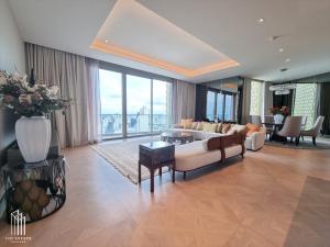 Condo for RENT *The Residences At Mandarin Oriental Bangkok ** Very beautiful room, ready to move in, don't miss it!!@350,000 Baht