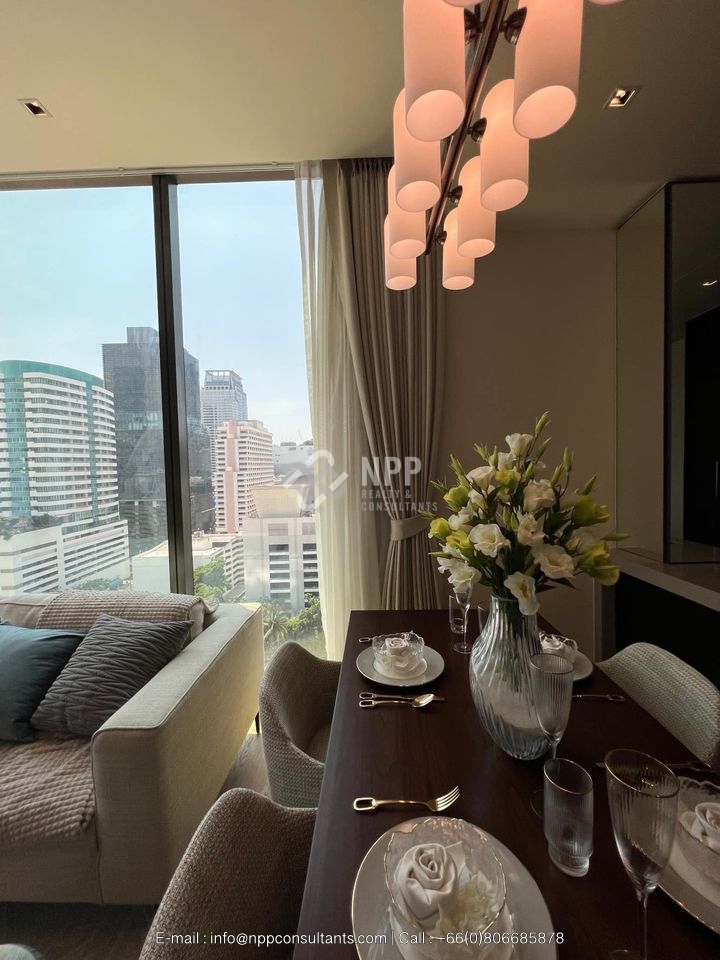 2 Bedrooms For Sale at 28 Chidlom – รูปที่ 3