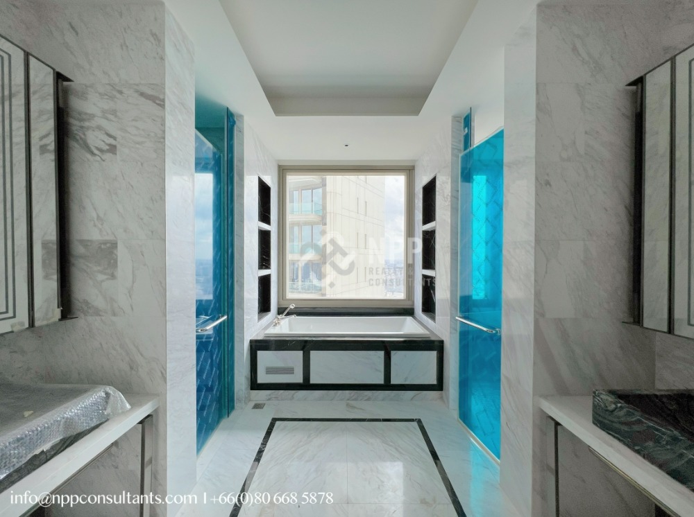 Step into a new dimension of luxury Step into a new dimension of luxury