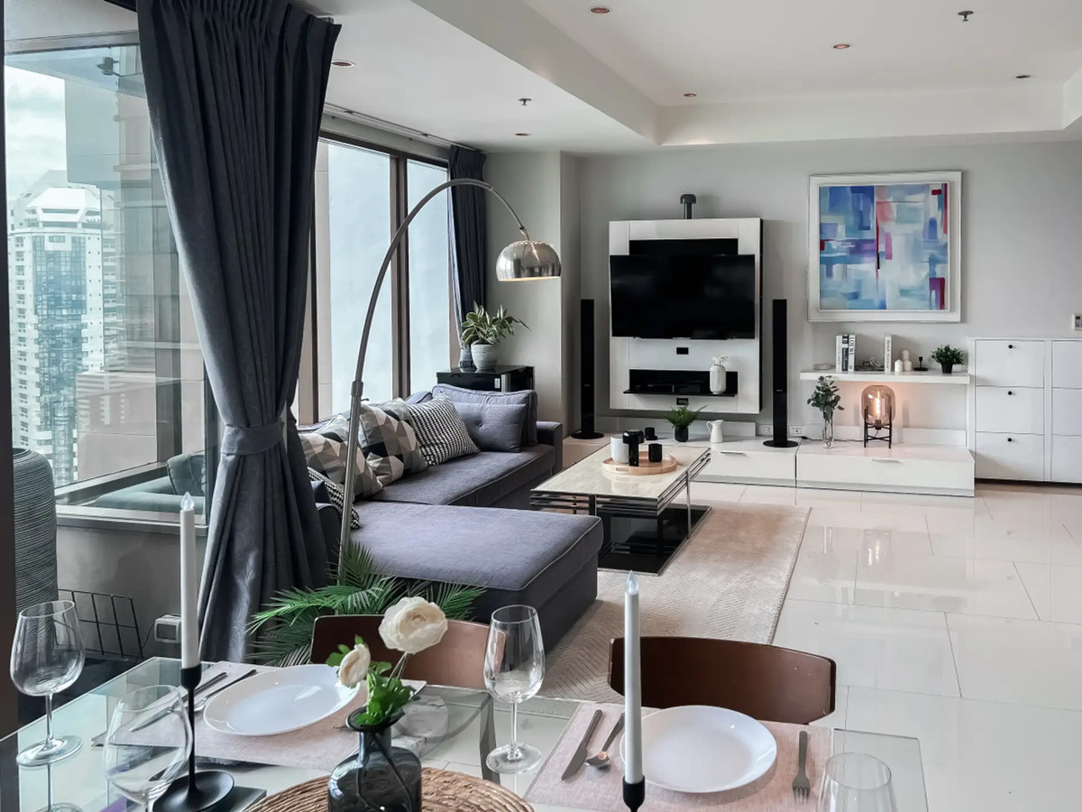 🔥 Condo for sale, The Emporio place, 2 bedrooms, fully furnished, beautiful view, not blocked, near BTS Phrom Phong, ready to move in. 🔥 Condo for sale, The Emporio place, 2 bedrooms, fully furnished, beautiful view, not blocked, near BTS Phrom Phong, ready to move in.