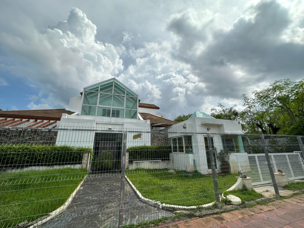 [ลดราคา 2 ล้านบาท!] บ้านสวย ทำเลทอง จังหวัดอุบลราชธานี บนนถนนสุริยาตร์ ใกล้ รพ.สรรพสิทธิ วัดแจ้ง ปั้มน้ำมัน วัดป่าใหญ่ ราคาพิเศษ  ราคาคุยกันได้ รับนายหน้า – รูปที่ 3
