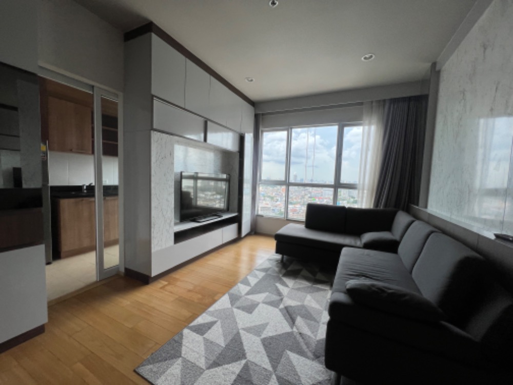 for rent Hive sathorn 2 bed specialndeal renovated room ❤️🌈 for rent Hive sathorn 2 bed specialndeal renovated room ❤️🌈