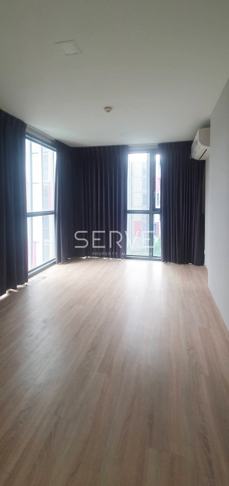 🔥Hot Deal 9.888 MB 🔥- 2 Beds with Bathtub Large Room Good Location Close to BTS Ekkamai at Taka Haus Ekamai 12 Condo / Condo For Sale
