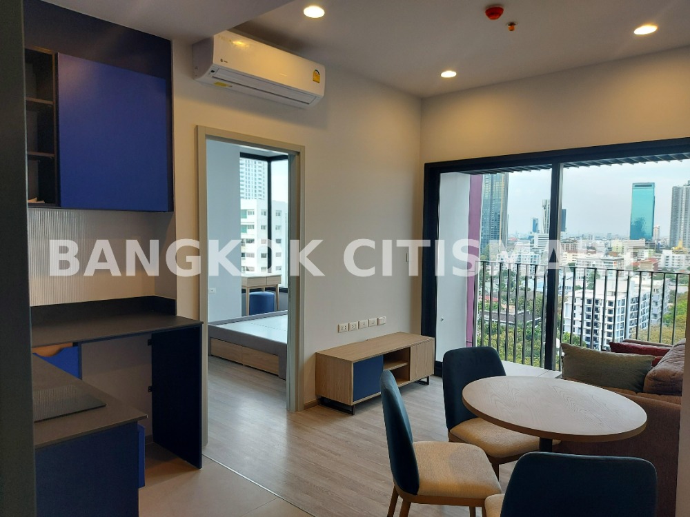 Urgently sale! xt Ekkamai Estate ( 2 bedroom) Best Deal!