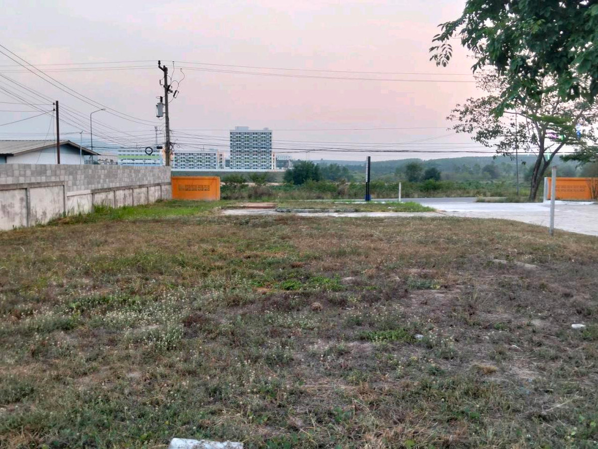 Land for sale, size 6 rai, next to the factory. BYD has a water system and has a large champagne tank to support bile in the year. Next to the main road, good electricity, very convenient. Call 0945169999 Now there r restaurant rent,there re a lot of area Land for sale, size 6 rai, next to the factory. BYD has a water system and has a large champagne tank to support bile in the year. Next to the main road, good electricity, very convenient. Call 0945169999 Now there r restaurant rent,there re a lot of area