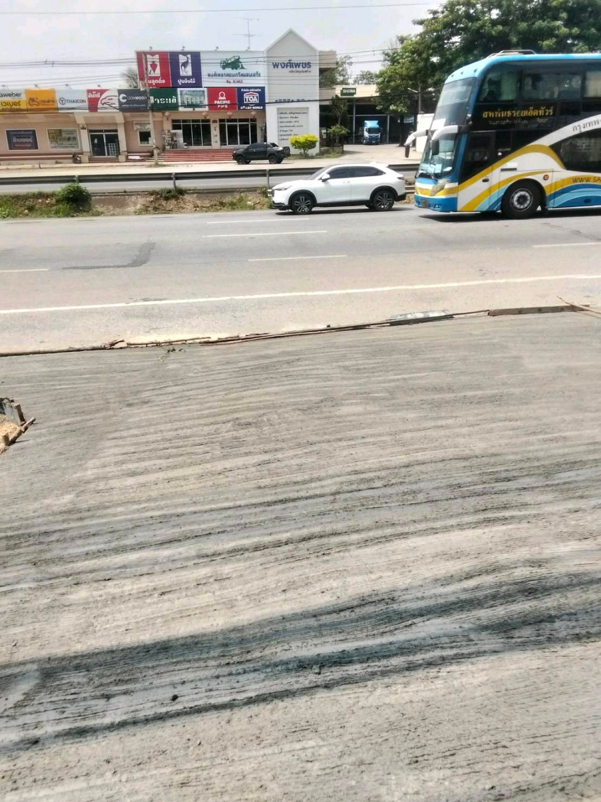 ที่ดิน 300 ตรว. ติดถนนใหญ่ทางเข้า อ.ปากช่อง โคราช ,ทางเข้าเขาใหญ่ – รูปที่ 3