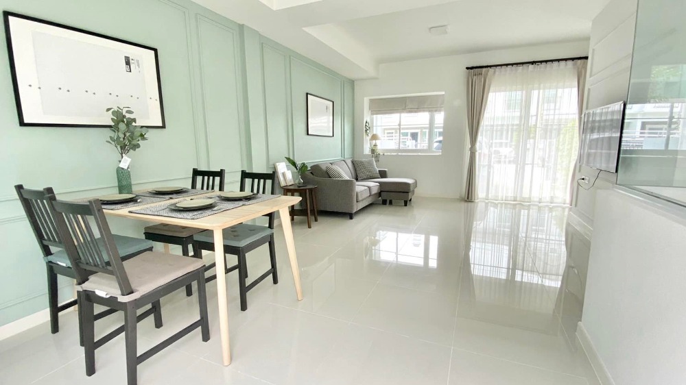 Sell town home Indy Bangna Ramkhamhaeng 2 yield 7% Sell town home Indy Bangna Ramkhamhaeng 2 yield 7%