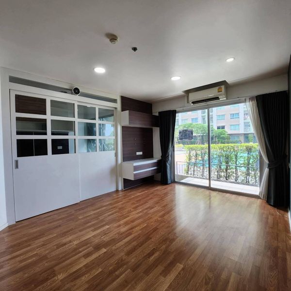 For Sale Condo , Lumpini Ville Nakhon In - Riverview , corner unit , wide frontage , MRT-Yak Tiwanon , Talat Khwan , Don Mueang , Nonthaburi , CX-173332