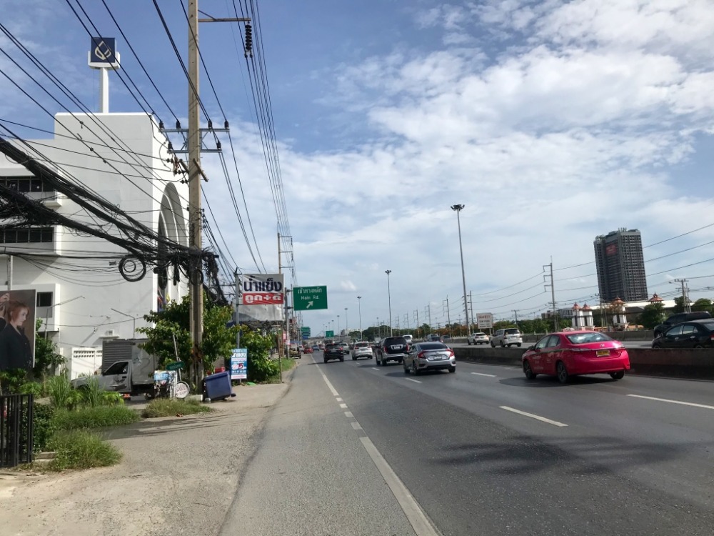 ที่ดินติดถนนพหลโยธิน 691 ตรว.ตรงข้ามธรรมศาสตร์รังสิต แปลงสวย ติดธนาคารกรุงเทพ ใกล้หมอเส็งสำนักงานใหญ่