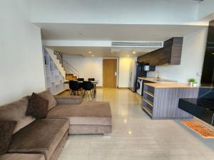 Duplex (2 bed 118 Sqm) - Pet Friendly @Sukhumvit 49 - 75,000 THB Negotiable