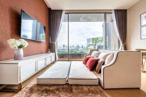 For sale with tenant til 30/6/26
Saladaeng one, 1 bedroom near BTS Sala Daeng.
