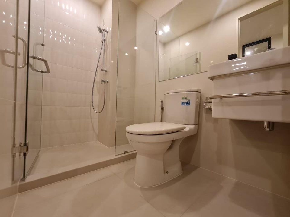 ให้เช่าคอนโด Life Asoke 1 ห้องนอน 1 Bed Plus ติด MRT เพชรบุรีและ Airport Link – รูปที่ 2
