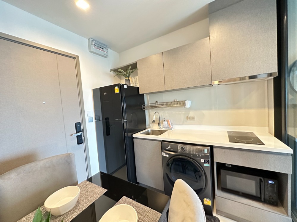 ให้เช่าห้องใหม่ Life Asoke Hype 1 ห้องนอน วิวสวยมาก เฟอร์นิเจอร์เครื่องใช้ไฟฟ้าครบ – รูปที่ 4