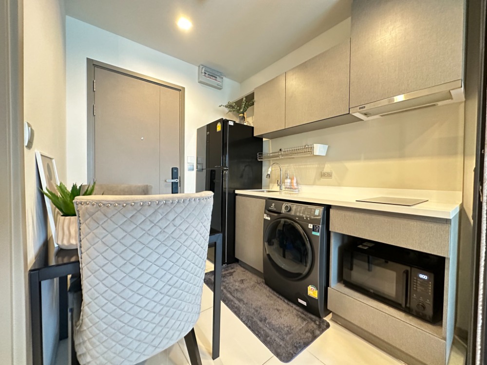 ให้เช่าห้องใหม่ Life Asoke Hype 1 ห้องนอน วิวสวยมาก เฟอร์นิเจอร์เครื่องใช้ไฟฟ้าครบ – รูปที่ 3