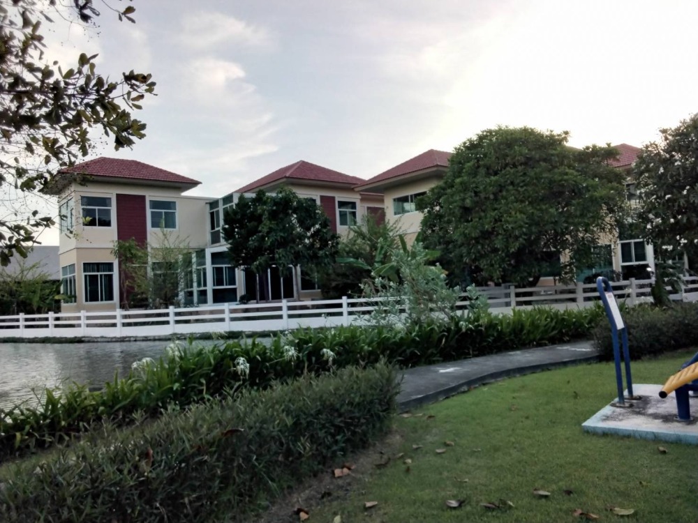 4 bedroom house for rent, Windmill Park Bangna project. 4 bedroom house for rent, Windmill Park Bangna project.