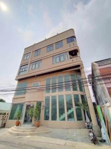 HOT DEAL 🔥 โฮมออฟฟิศ ประชาชื่น / 4 ห้องนอน (ขาย), Home Office Prachachuen / 4 Bedrooms (SALE) AOM004