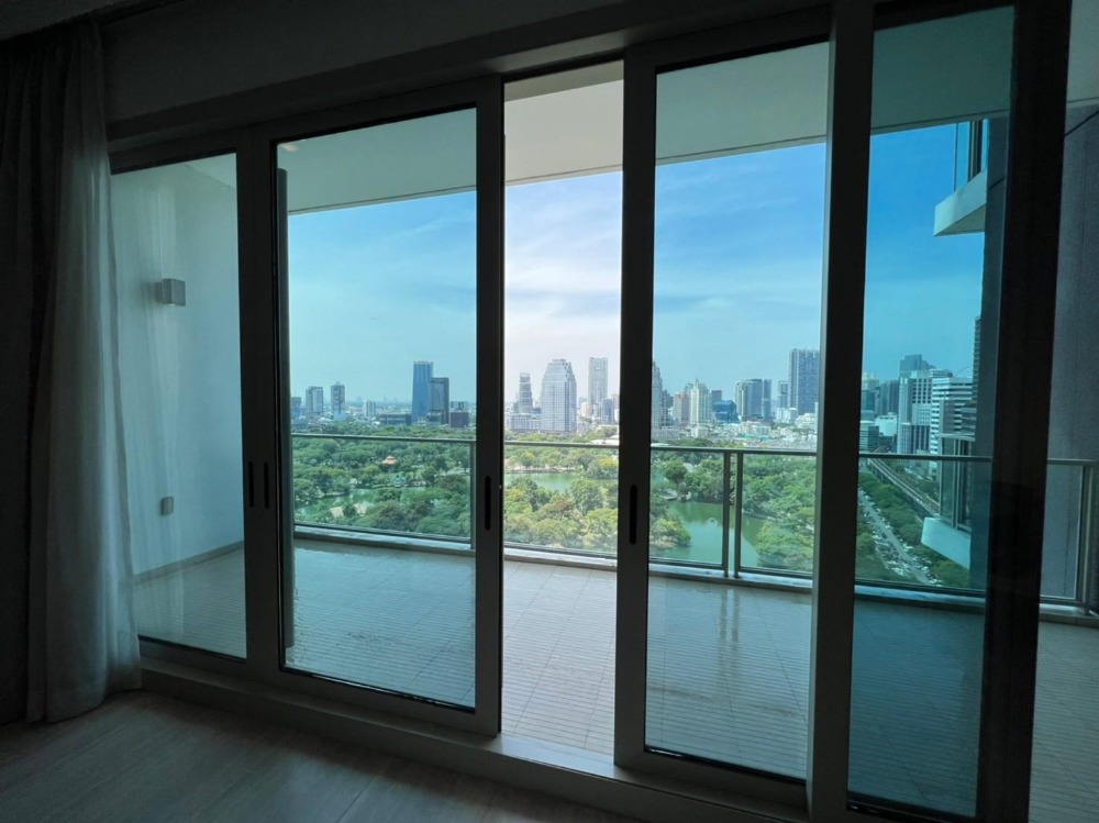 ♦ Prime Location ♦ วิวสวนลุม ชั้น 20+ | 3 ห้องนอน 198.00 ตร.ม. | ใกล้ สวนลุมพินี 1 นาที, เวลา สินธร วิลเลจ 3 นาที, MRT สถานีสีลม 3 นาที – รูปที่ 3