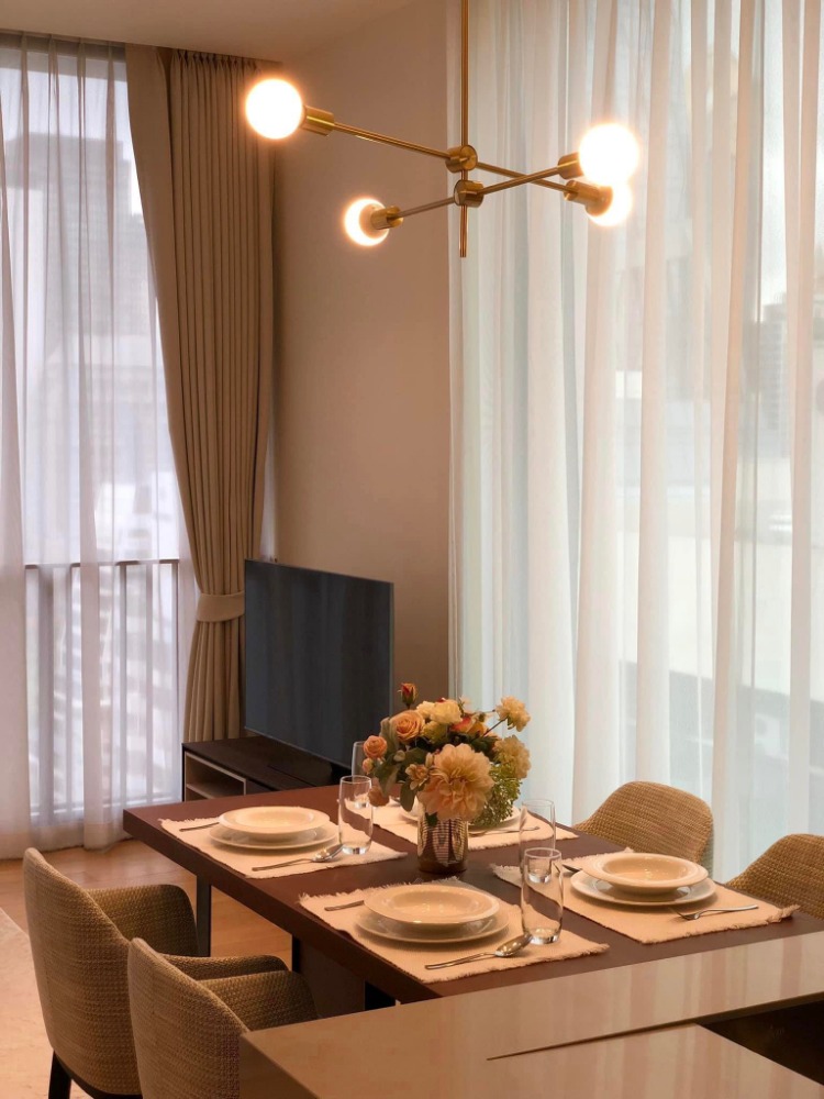 ♢ Nice Decoration ♢ 15+ floor, 70 sq.m., 2 beds | Fully furnished | Condo near Central Chidlom 210 m., BTS Chidlom 400 m. ♢ Nice Decoration ♢ 15+ floor, 70 sq.m., 2 beds | Fully furnished | Condo near Central Chidlom 210 m., BTS Chidlom 400 m.
