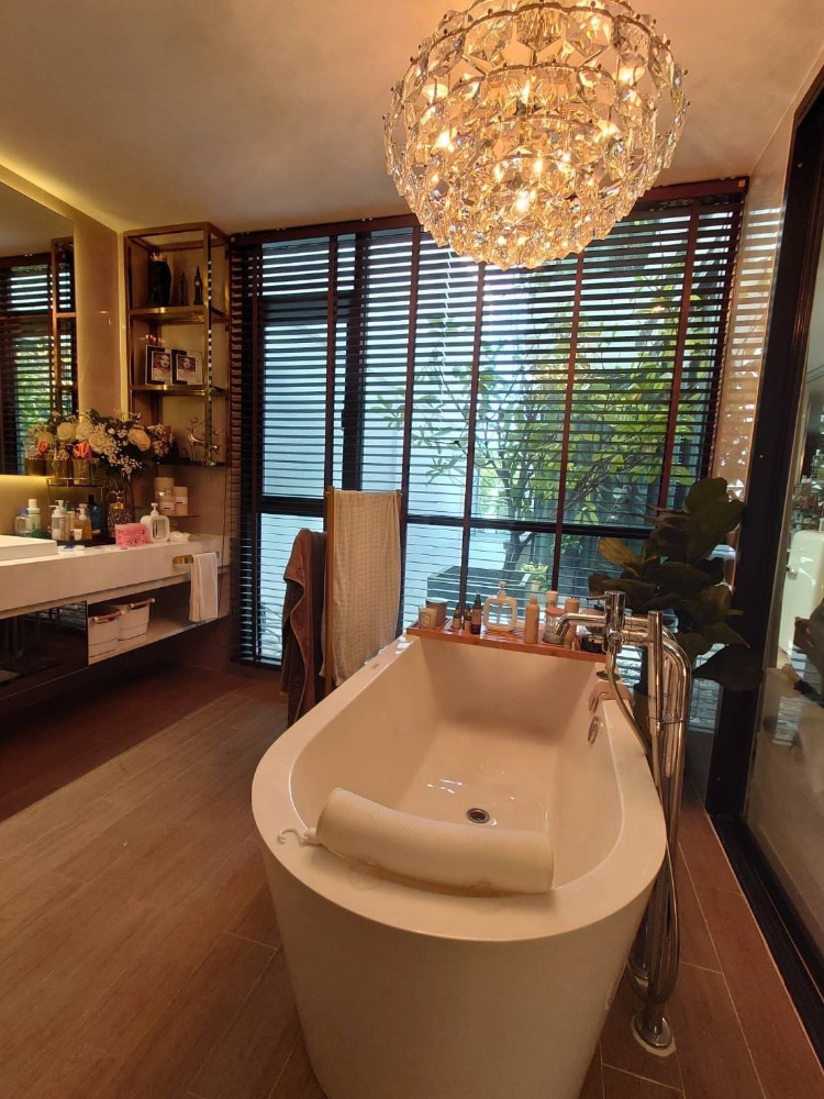 ♦ Modern Luxury ♦ ทาวน์โฮม 3.5 ชั้น | 49.50 ตร.ว. 385.00 ตร.ม. | ใกล้ สนามไดรฟ์กอล์ฟ เกียรติธาดา 4 นาที, Central Eastville 8 นาที – รูปที่ 3