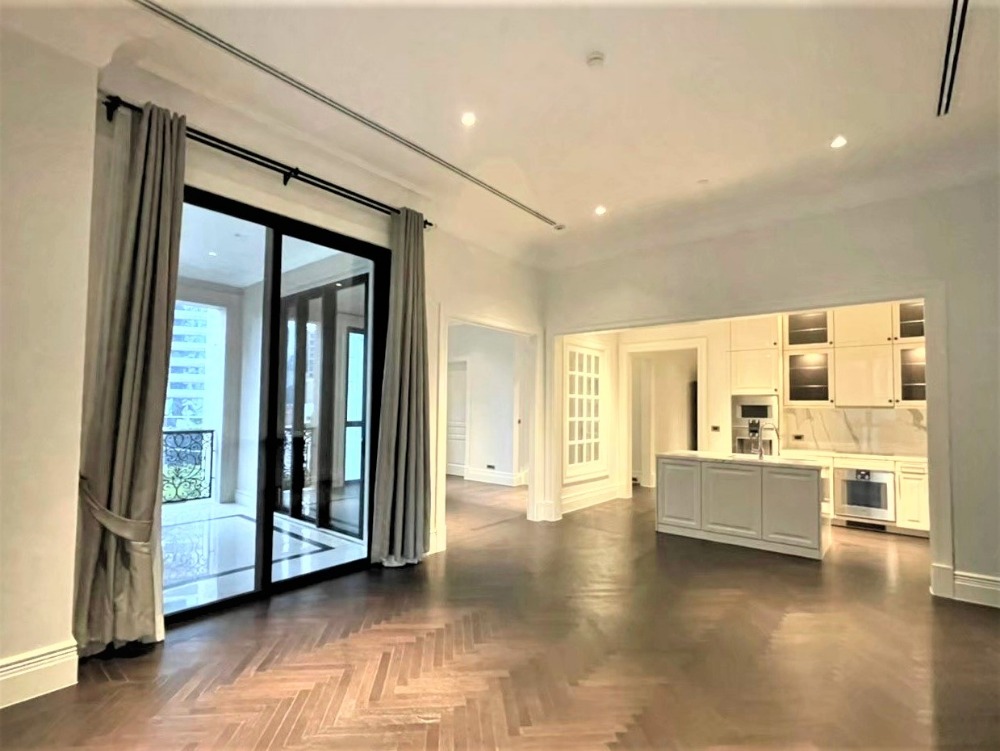 ❖ Duplex Type ❖ 5+ Floor 252.00 sq.m. | 2 Bedrooms Fully furnished | Condo near Central Embassy 1 mins, BTS Phloen Chit 3 mins.