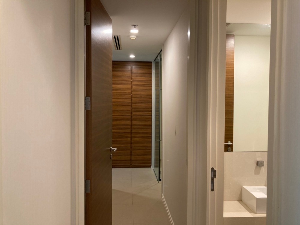 ♦ High floor ♦ ชั้น 55+ 120.57 ตร.ม. | 2 ห้องนอน วิวแม่น้ำเจ้าพระยา | คอนโดใกล้ ไอคอนสยาม 3นาที, BTS สะพานตากสิน 3 นาที – รูปที่ 2